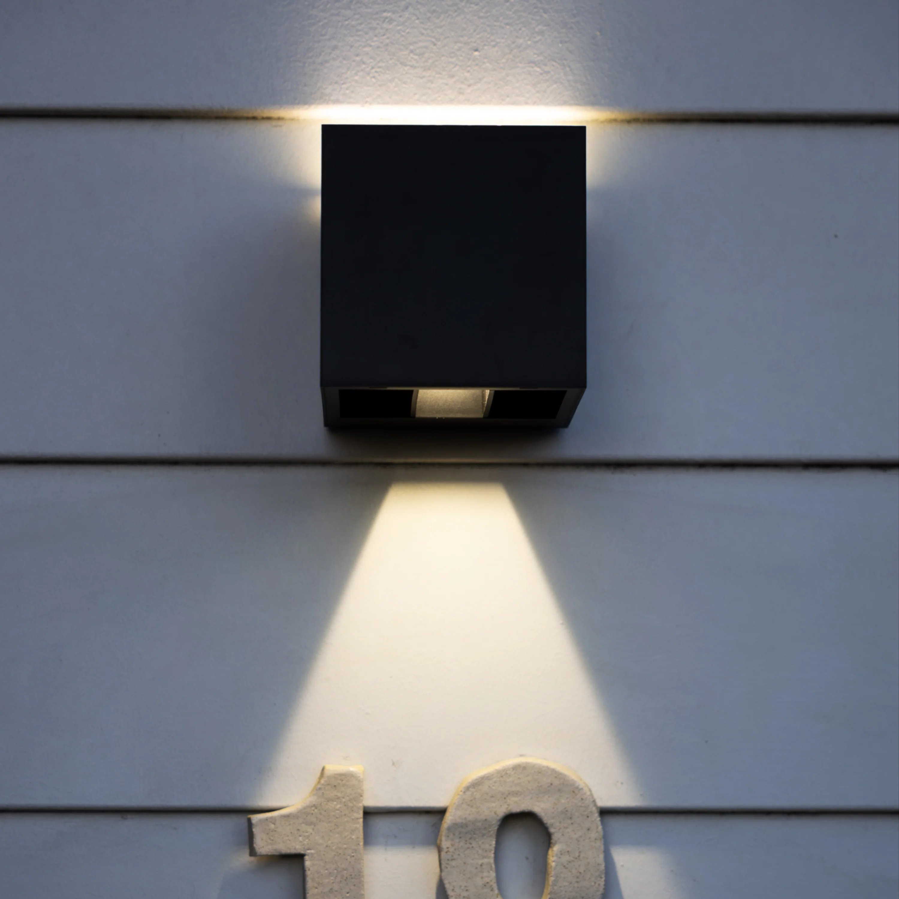 Cube Solar Wall Light | Adjustable | Warm White | NEO - Image 3