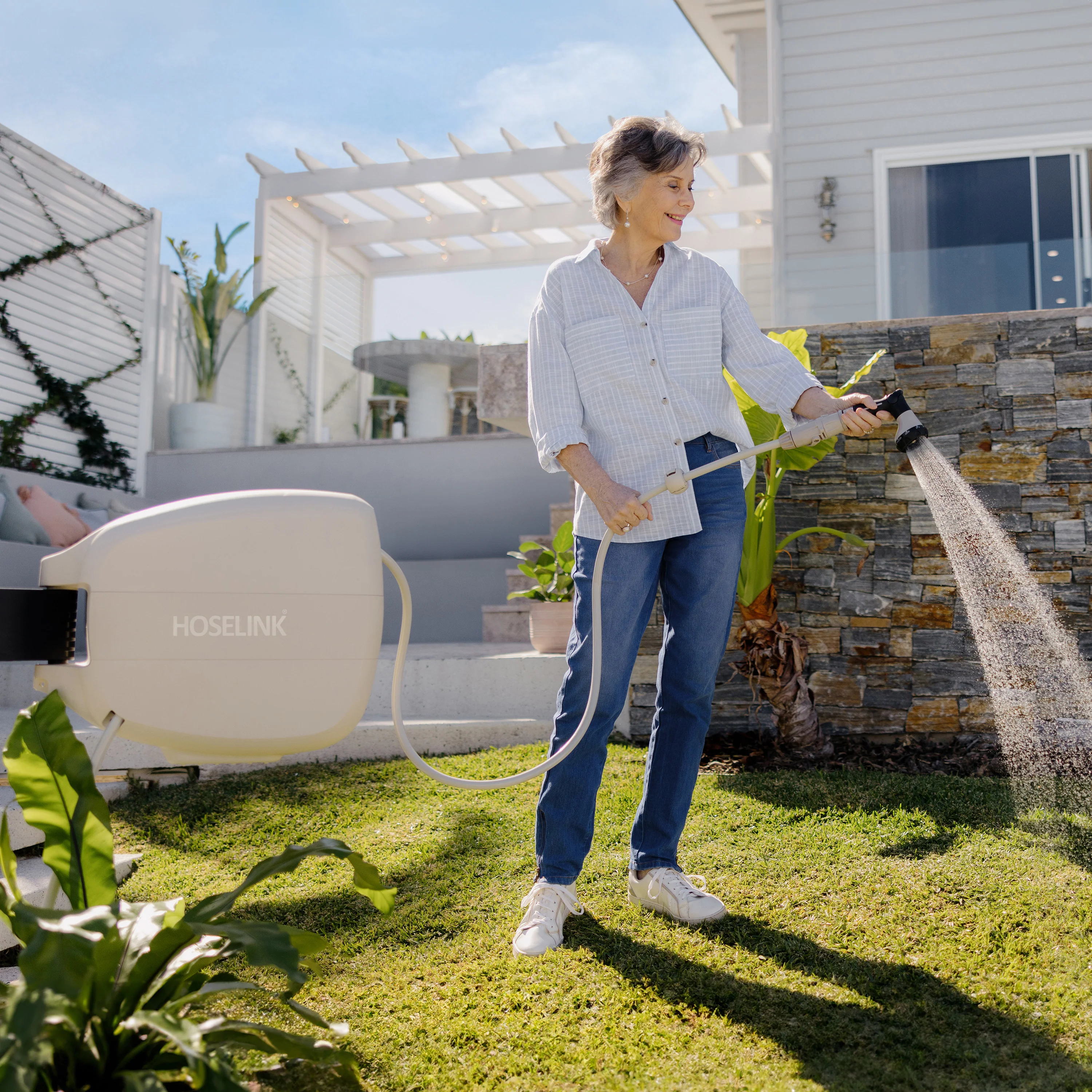Evolve™ Retractable Hose Reel | Beige - Image 5