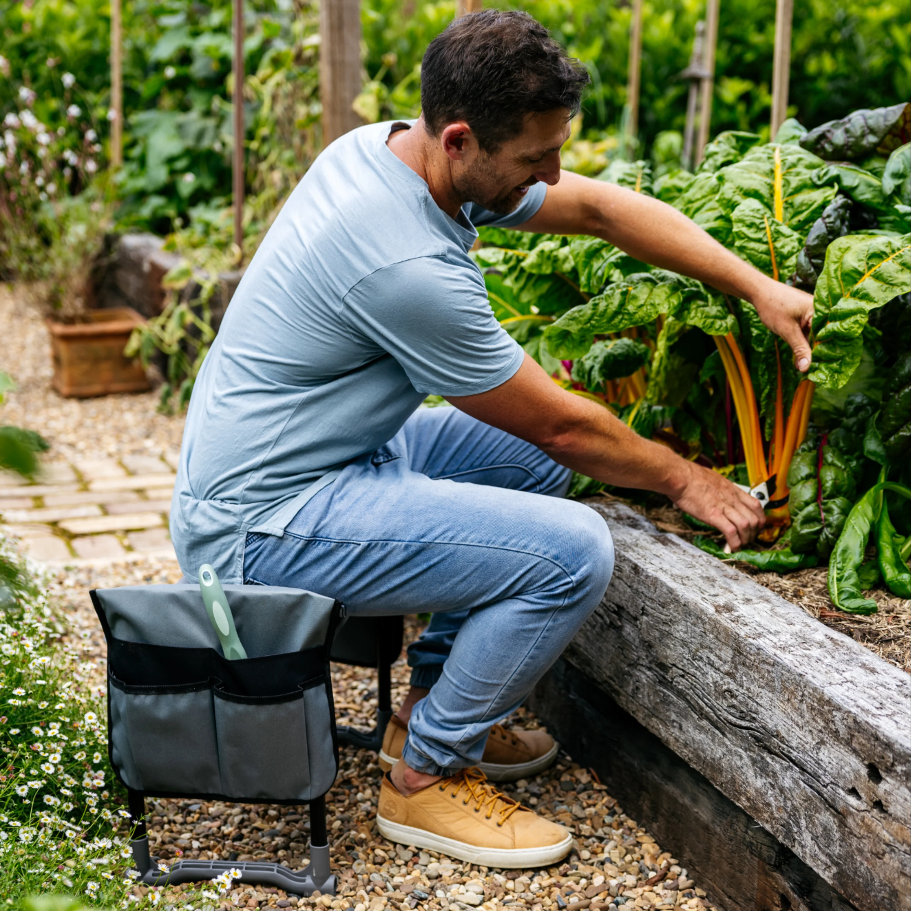 Folding Garden Kneeler & Seat with Tool Pouches - Image 4