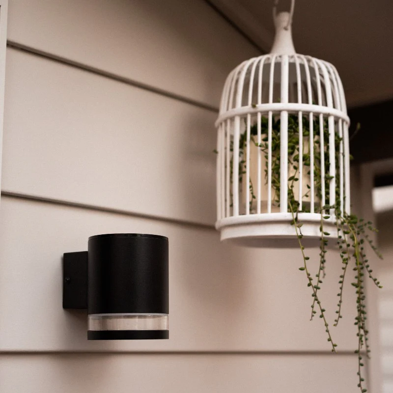 Modern Solar Wall Light | Black | 6LED | MODERNA - Image 4