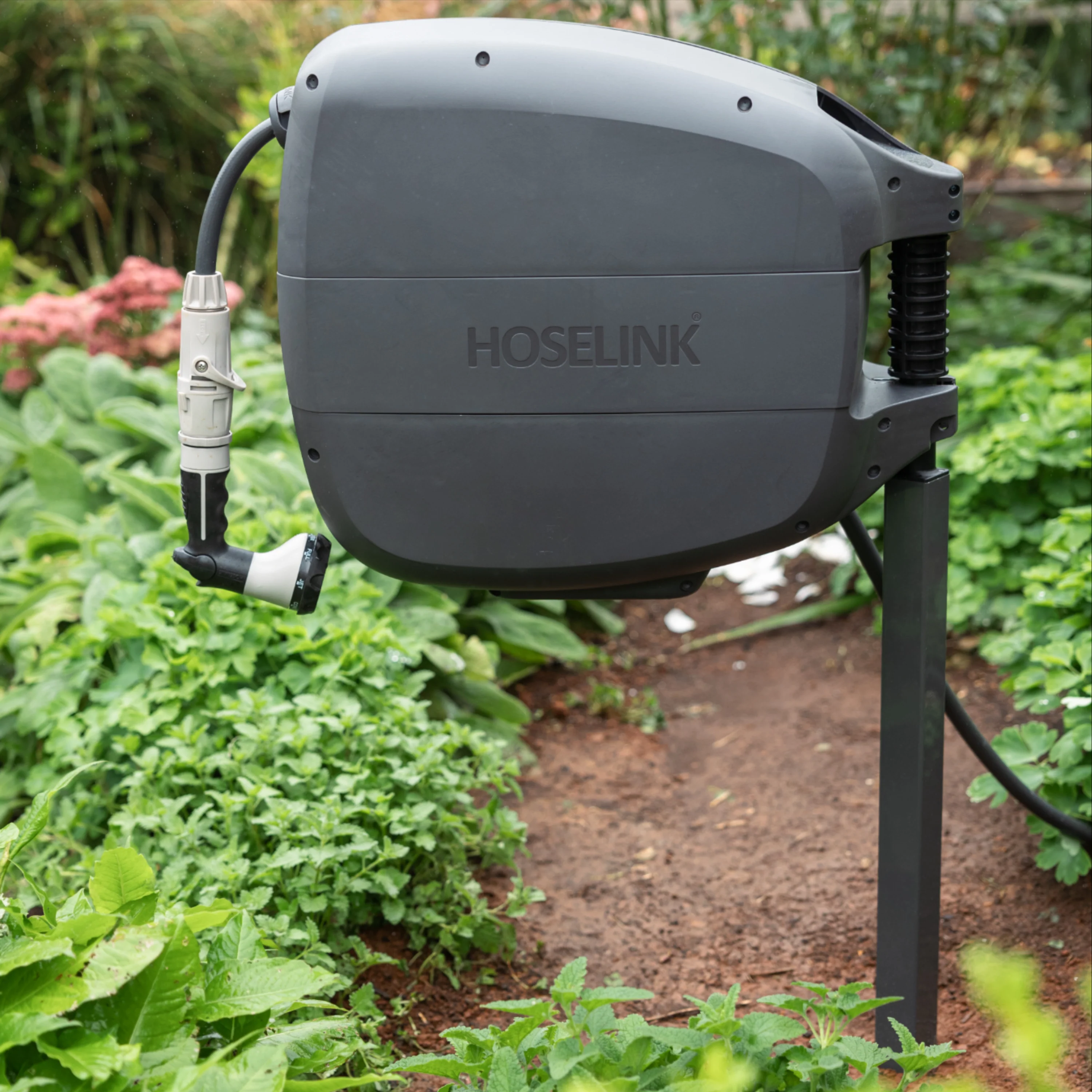 Hose Reel Mounting Post | Evolve Series - Image 3