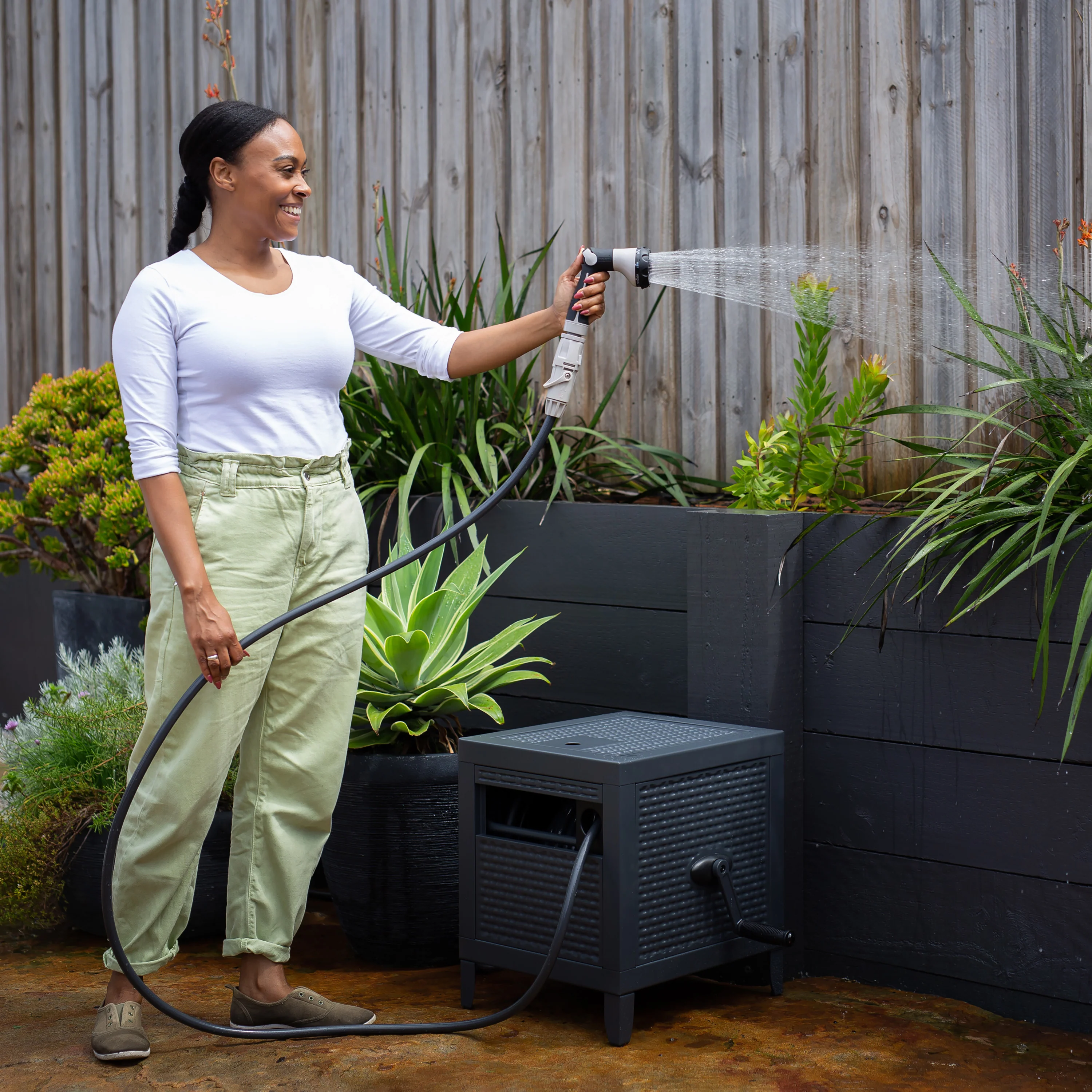 Metal Hose Reel Box - Image 5