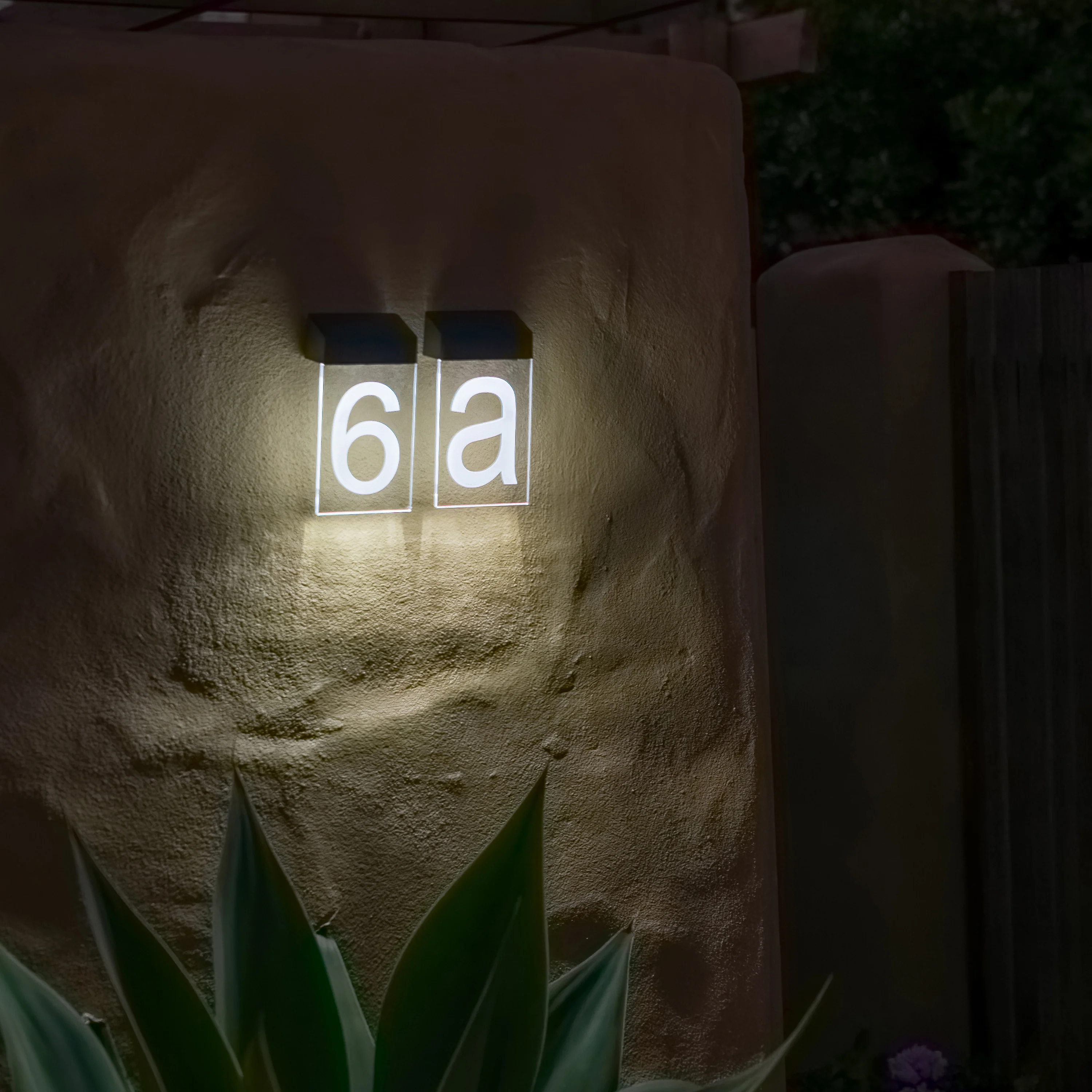 Solar Illuminated House Numbers | 3 Colour Modes | AVENUE - Image 3