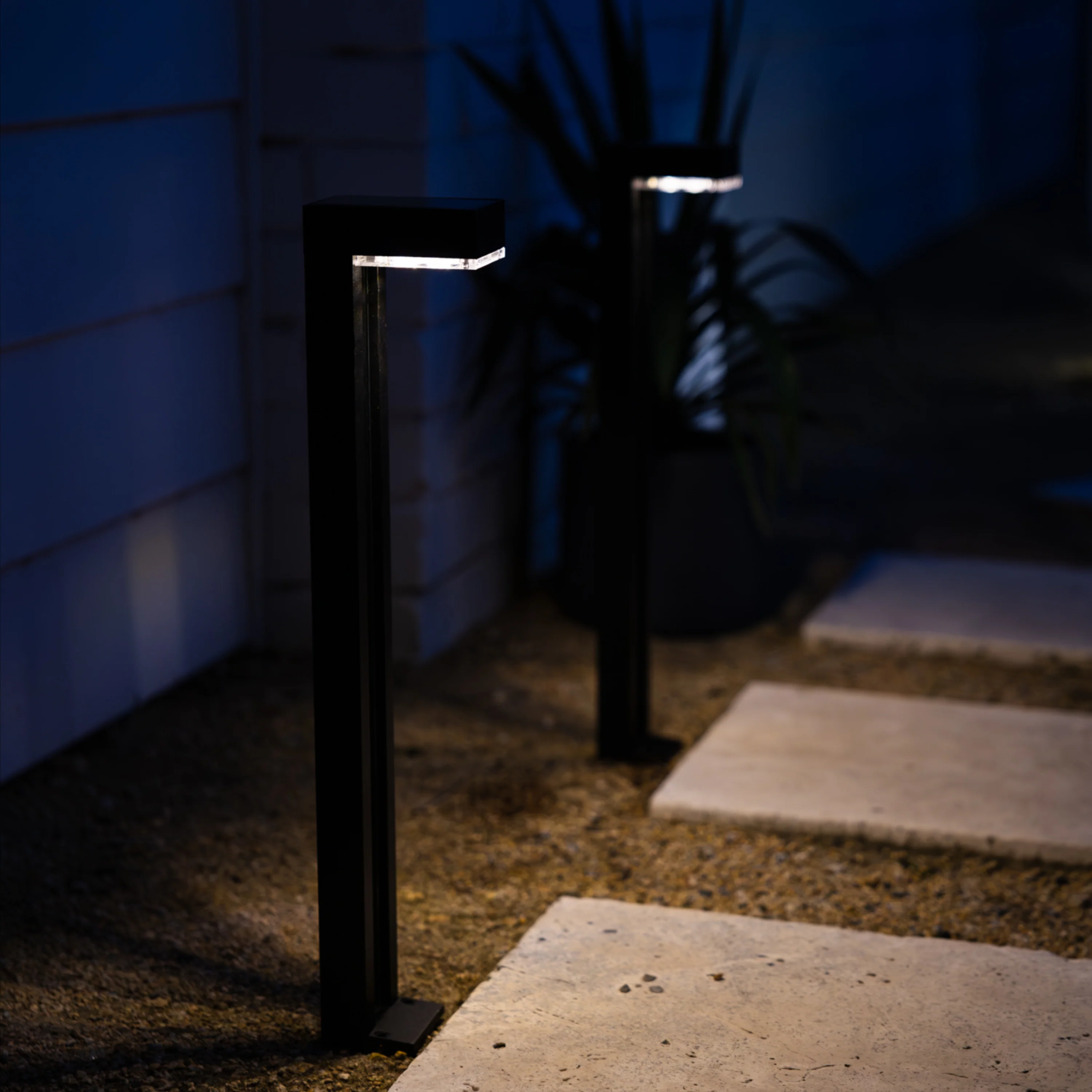 Solar Path Lights with Glass Insert | Warm White | 2 Pack | SVELTE - Image 3