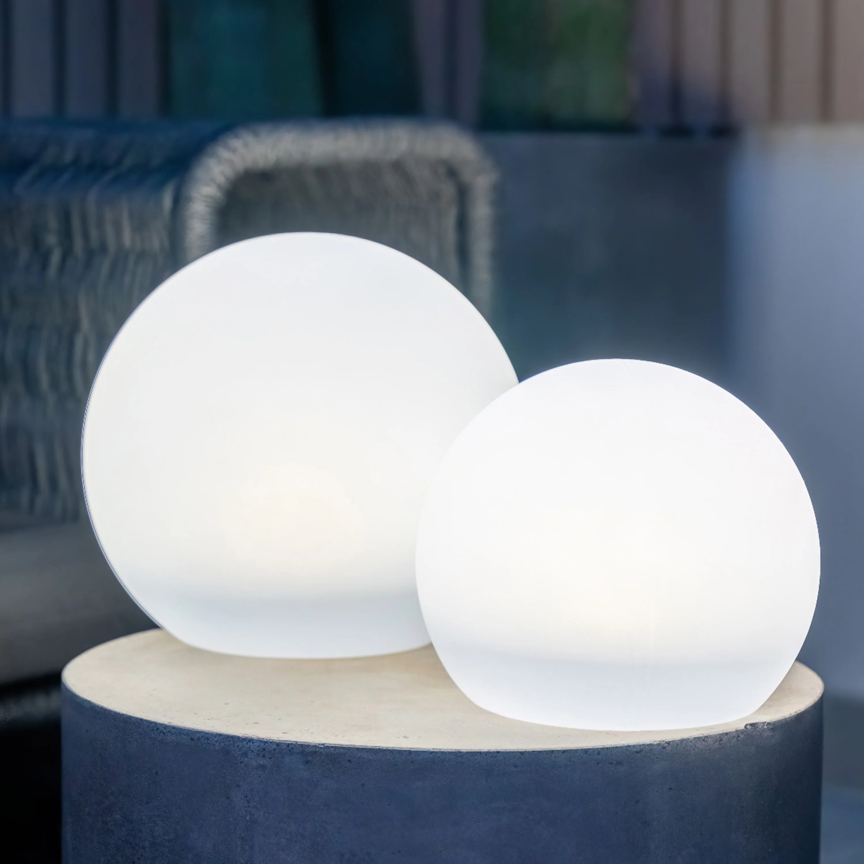 Solar Sphere Light | Multi-colour Settings | ORACLE - Image 4