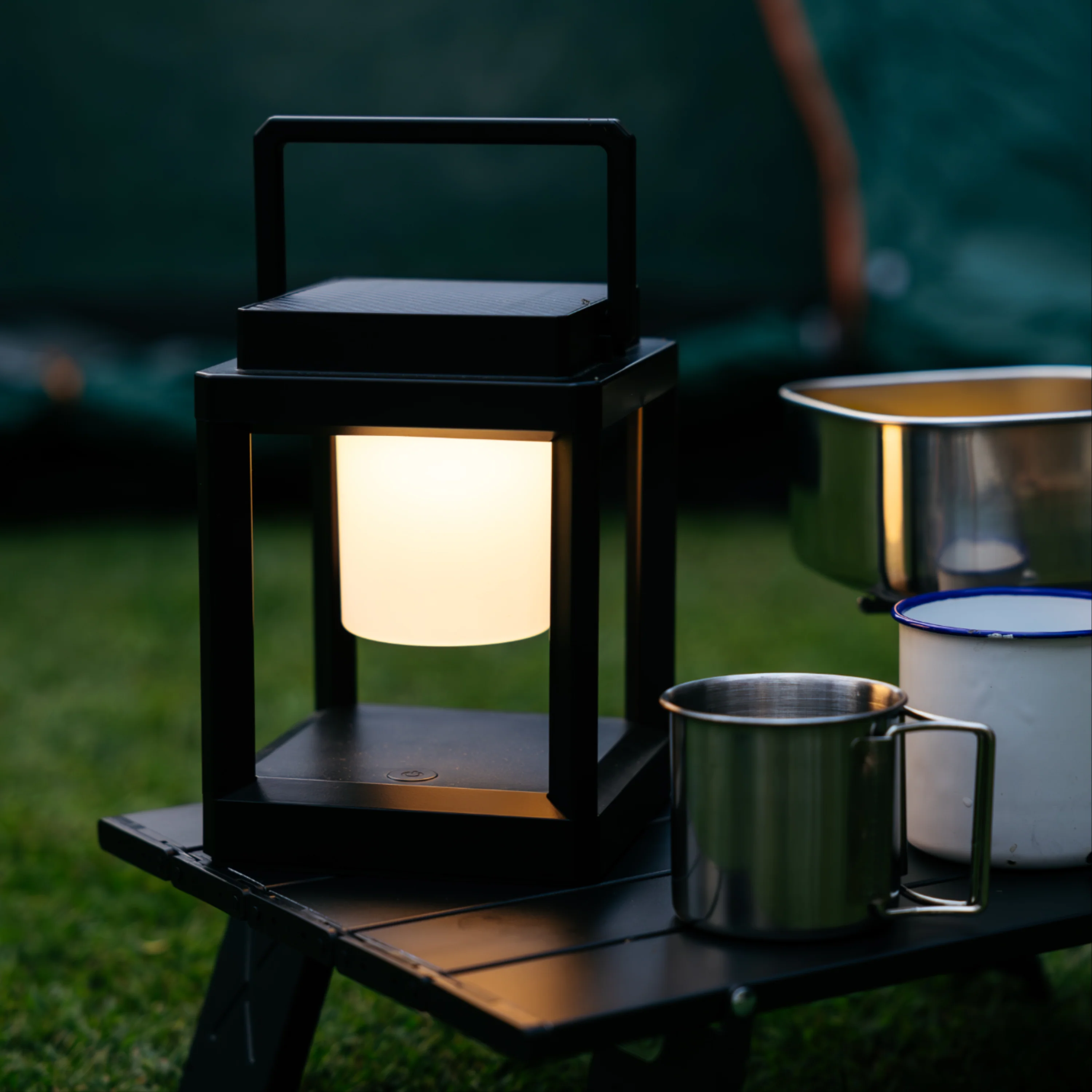 Solar Table Lantern | 18 LED | Touch Activated | LUXE - Image 4